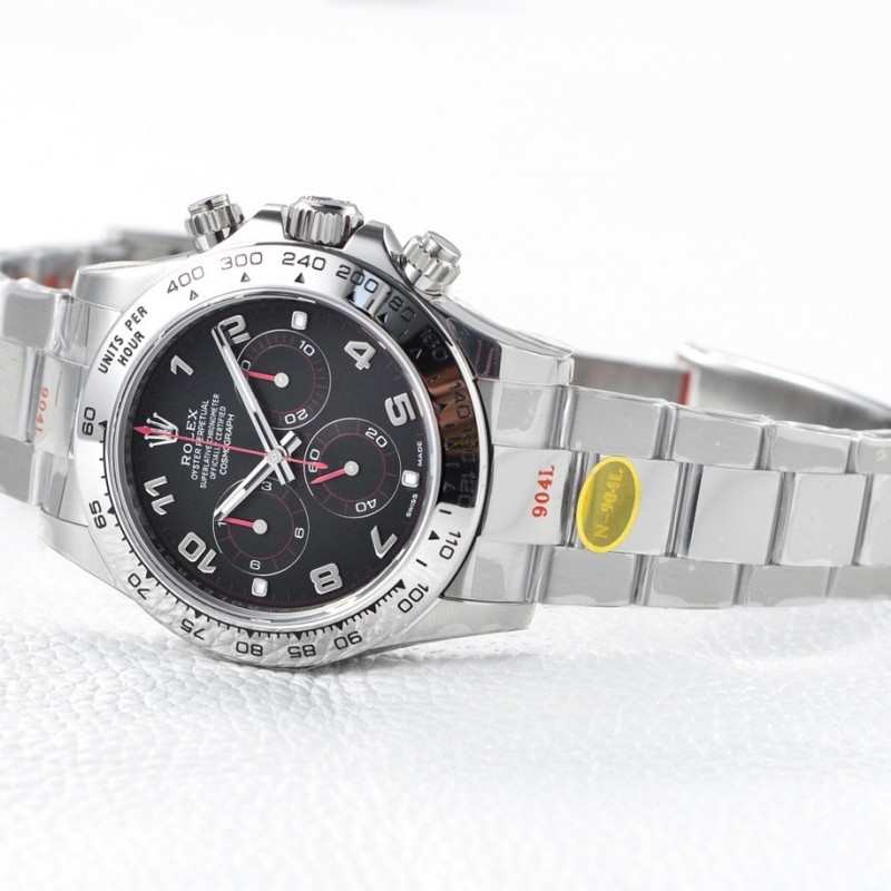 R*l*x Trithong had his own Cal.4130