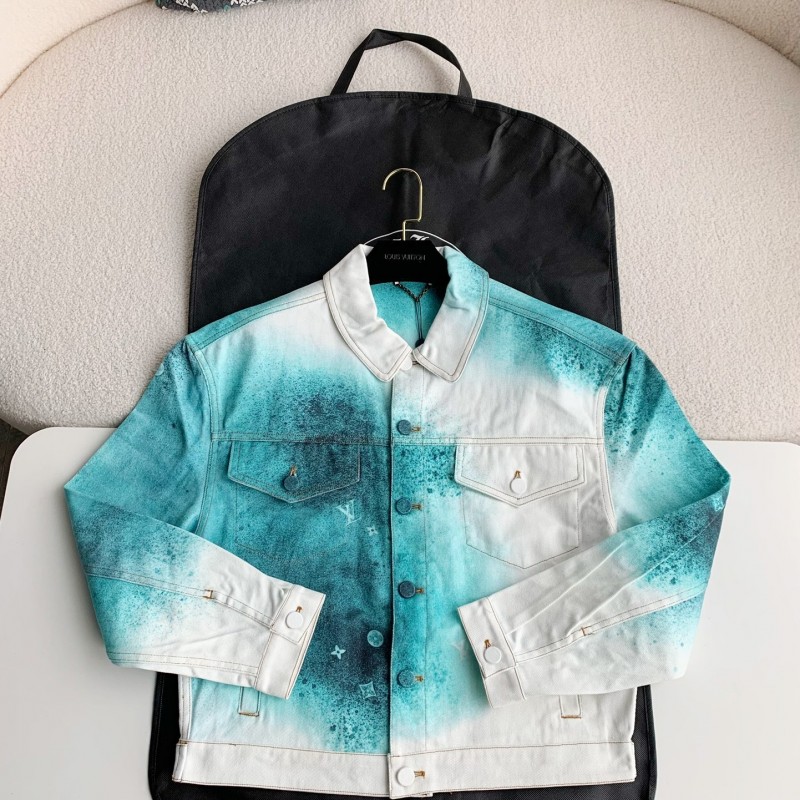 L0*is V*t0n  Jackets