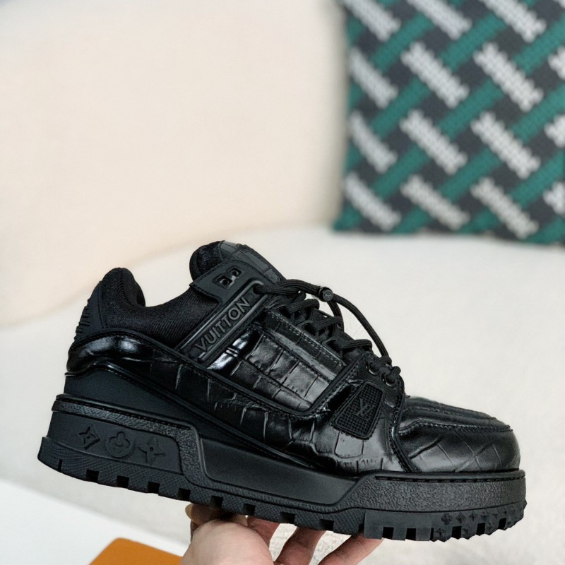 L0*is V*t0n TRAINER MAXI  SNEAKERS