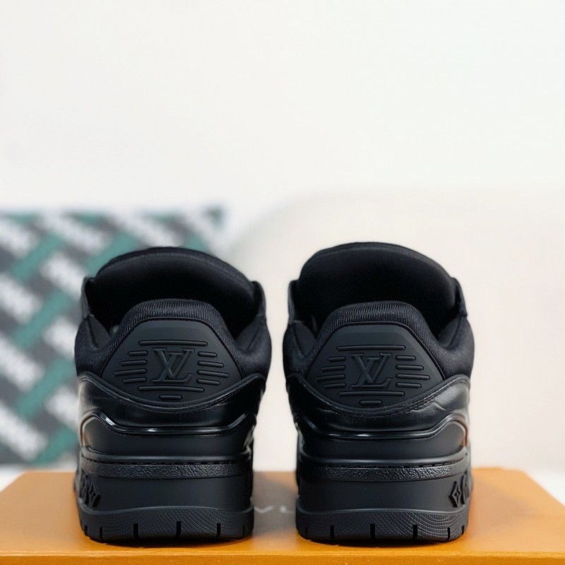 L0*is V*t0n TRAINER MAXI  SNEAKERS