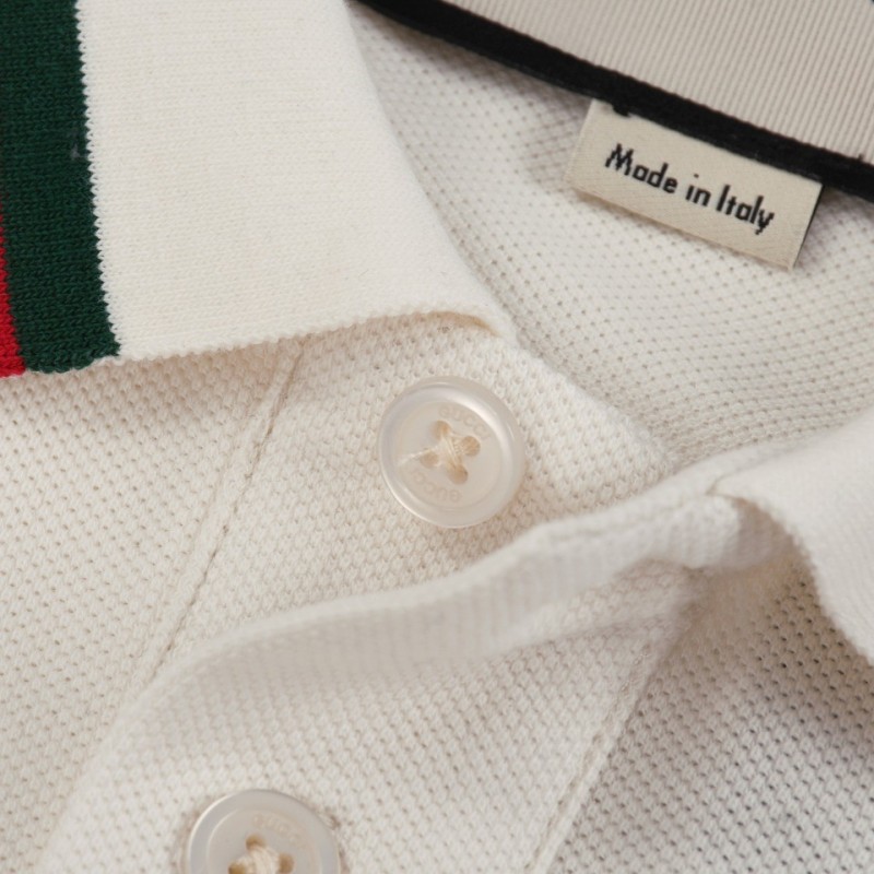 G*u*i Embroidered lapel POLO on left chest
