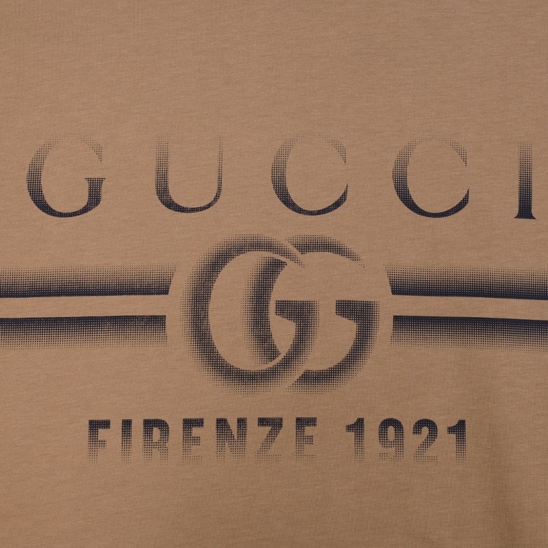 G*u*i Gradient Letter Logot shirt