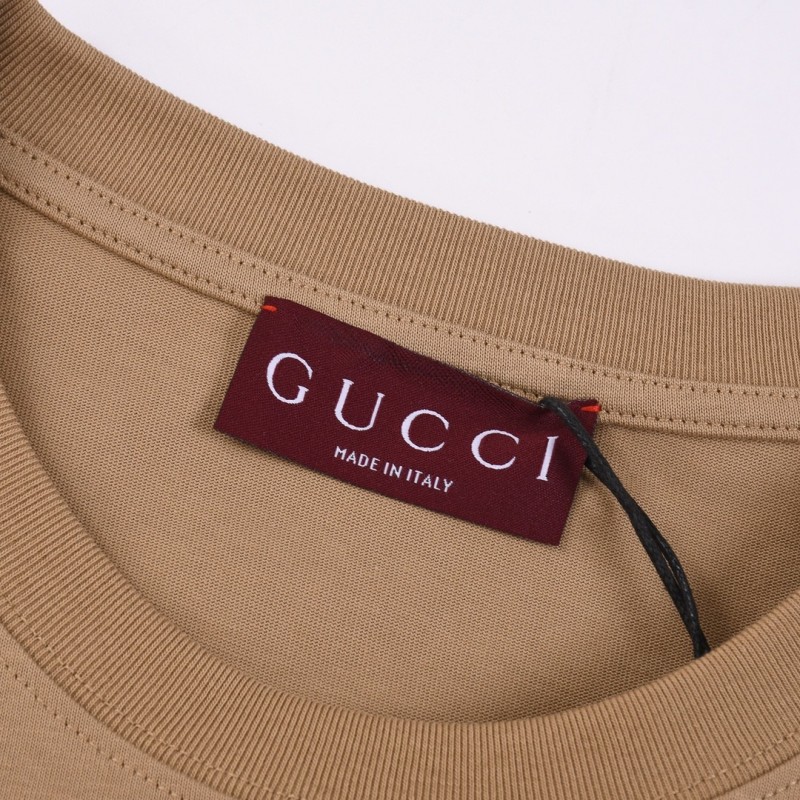 G*u*i Gradient Letter Logot shirt
