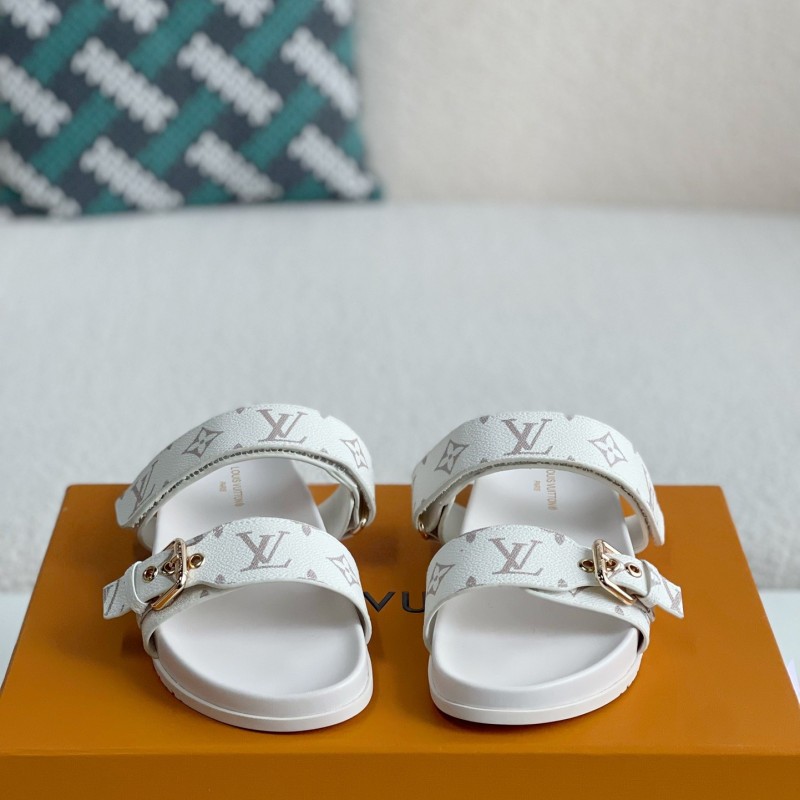 L0*is V*t0n SLIPPERS