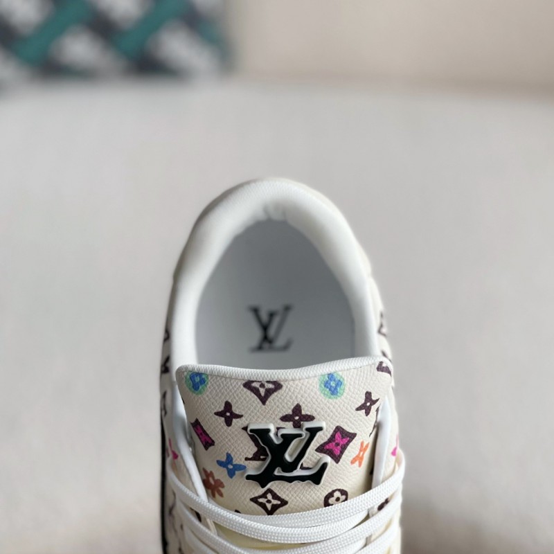 L0*is V*t0n SNEAKERS