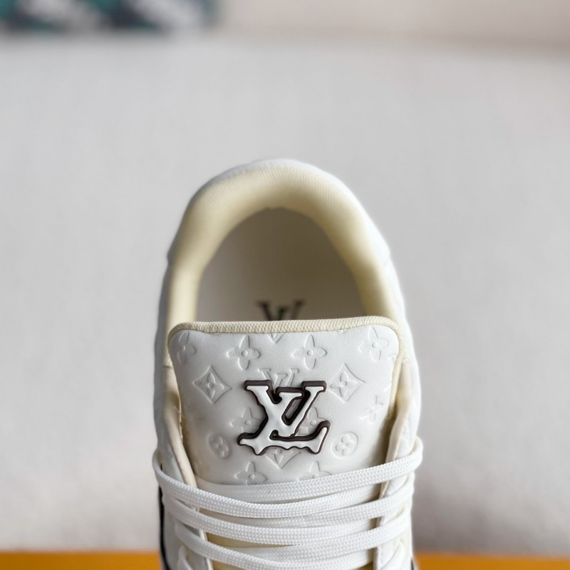 L0*is V*t0n SNEAKERS_