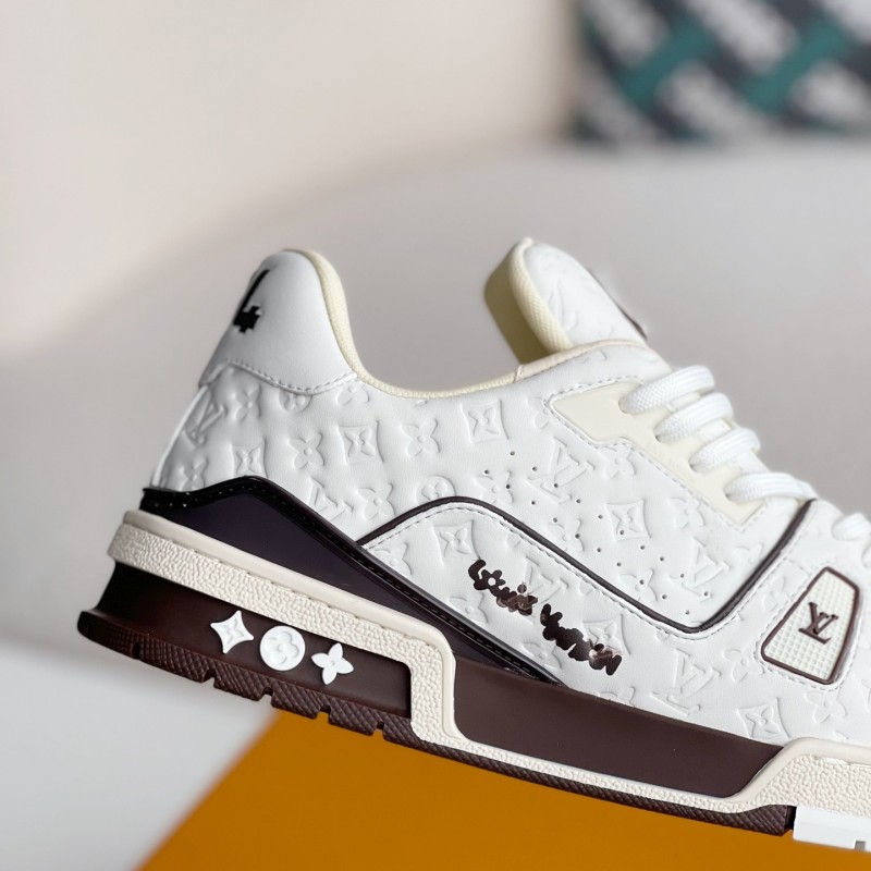 L0*is V*t0n SNEAKERS_