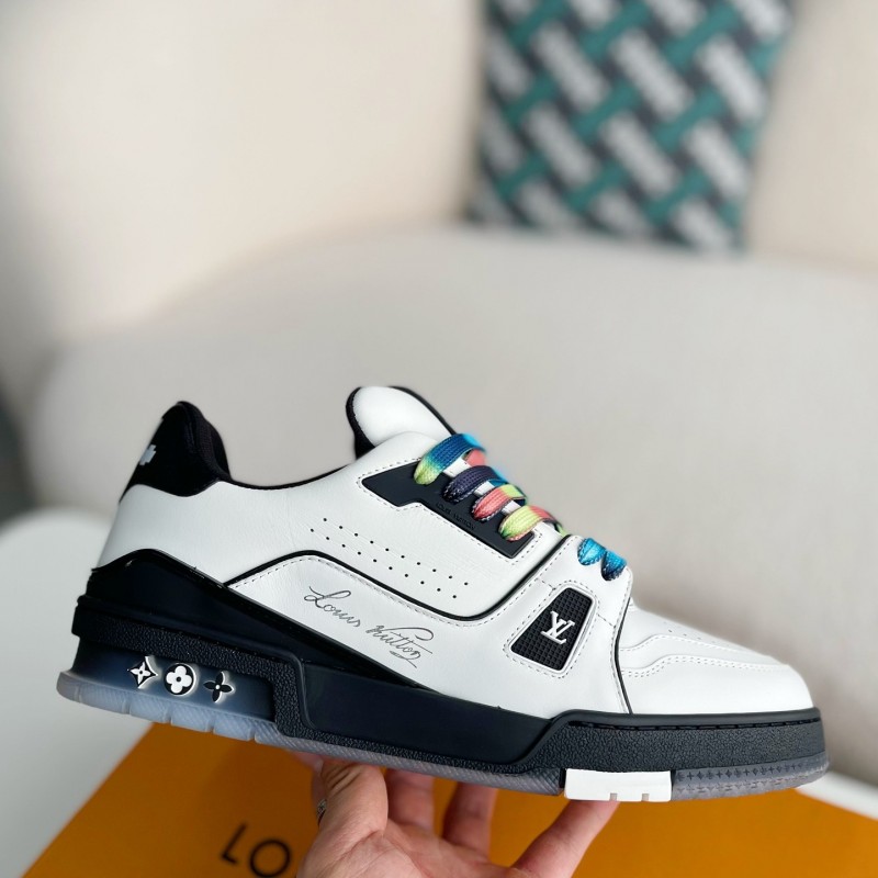 L0*is V*t0n SNEAKERS