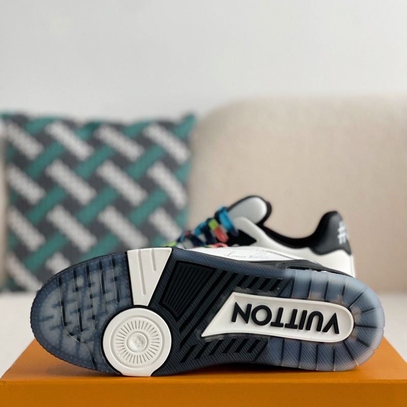 L0*is V*t0n SNEAKERS
