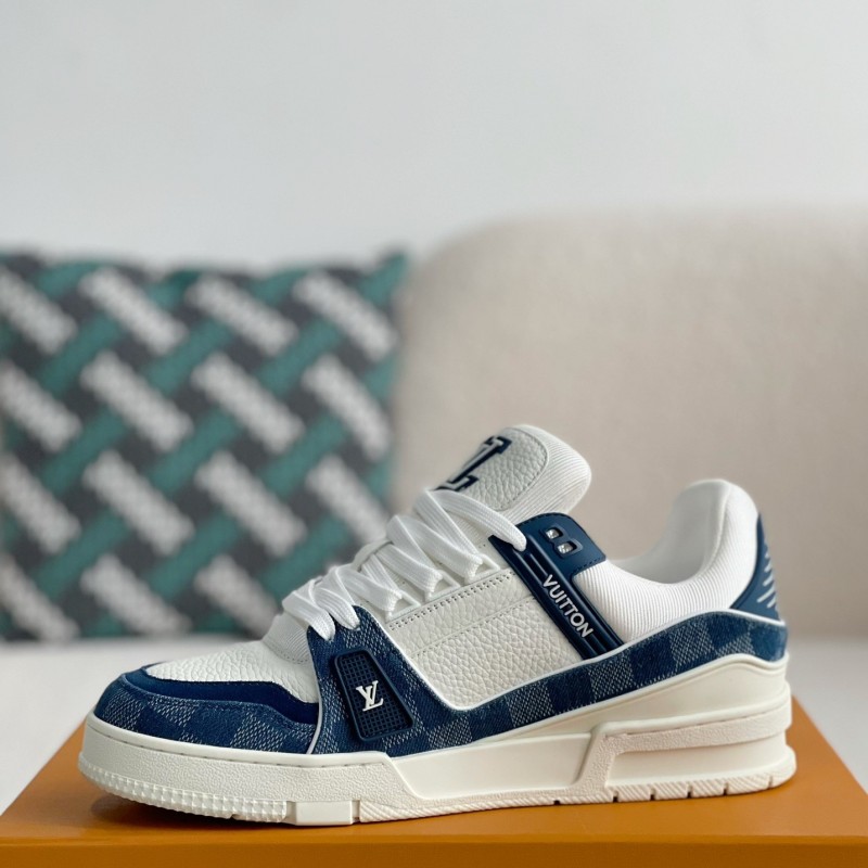 L0*is V*t0n SNEAKERS