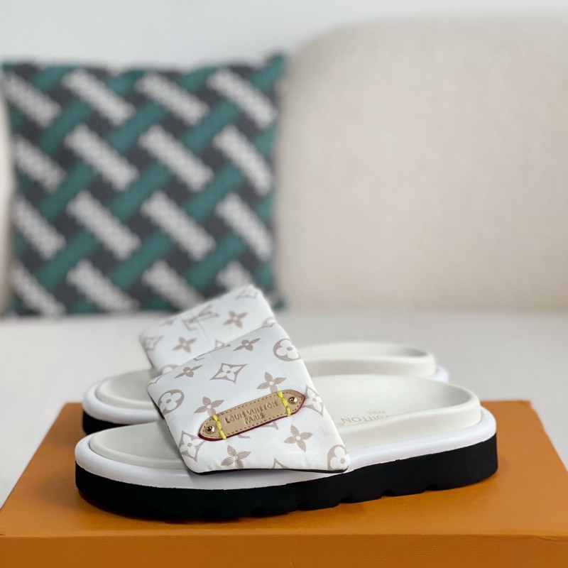 L0*is V*t0n SLIPPERS