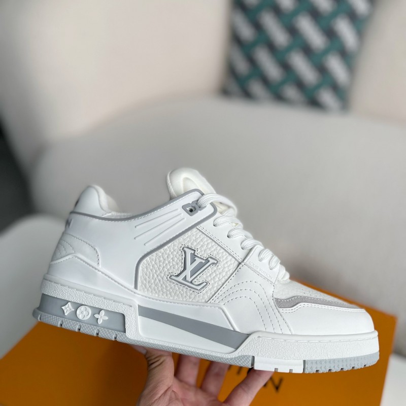 L0*is V*t0n SNEAKERS