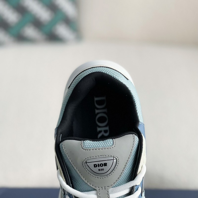 D*0r B30 New Sneaker