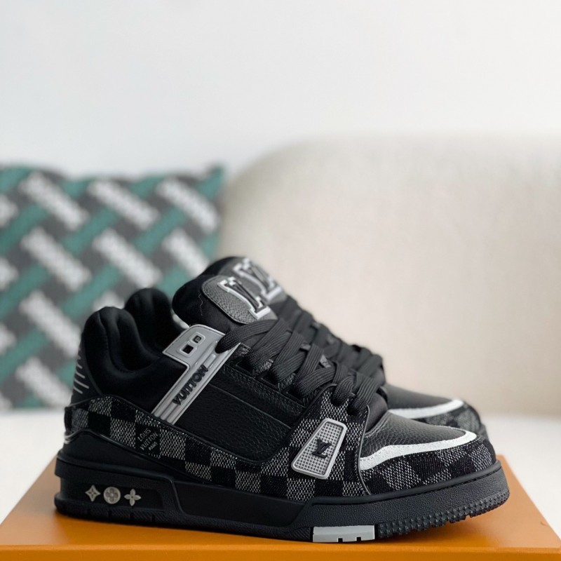 L0*is V*t0n SNEAKERS