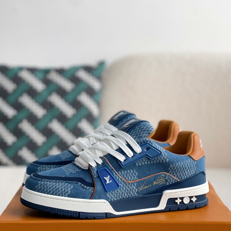 L0*is V*t0n SNEAKERS