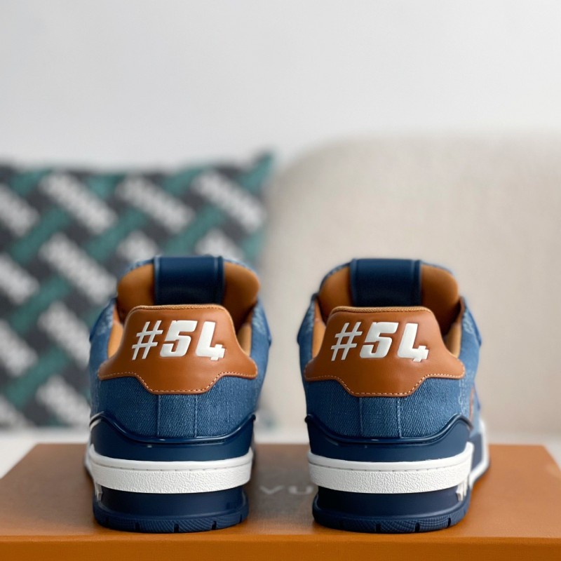 L0*is V*t0n SNEAKERS