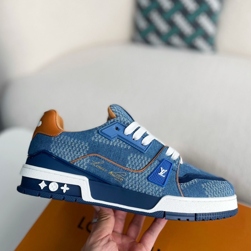 L0*is V*t0n SNEAKERS