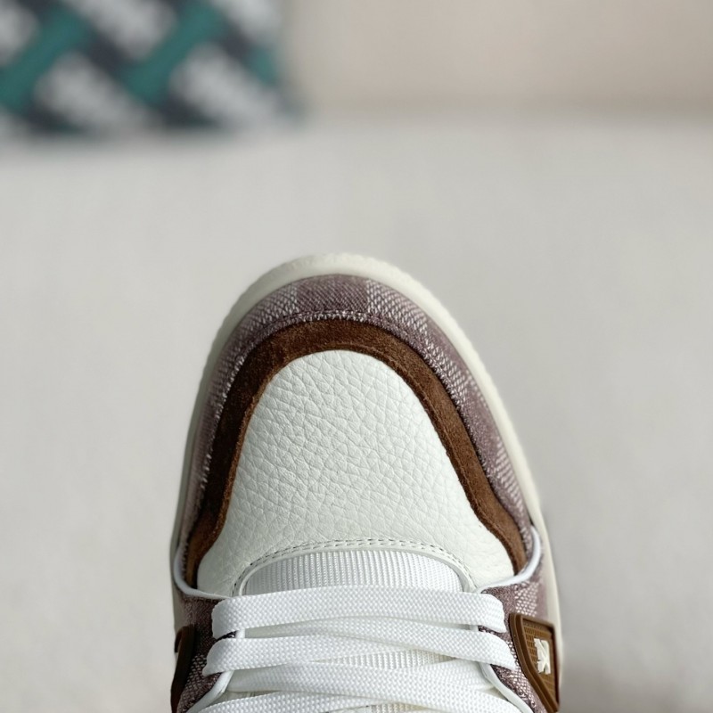 L0*is V*t0n TRAINER SNEAKERS