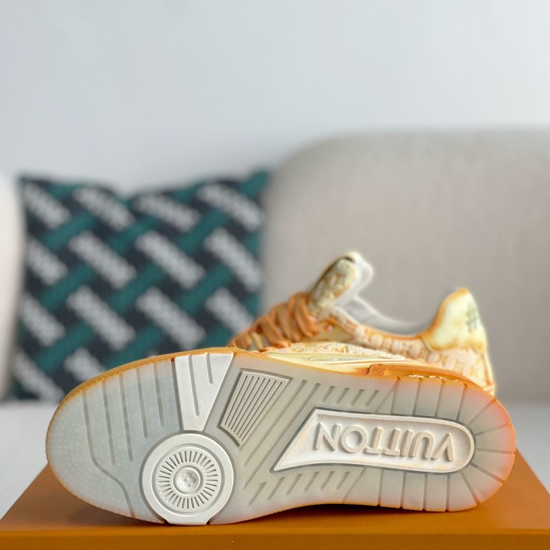 L0*is V*t0n SNEAKERS
