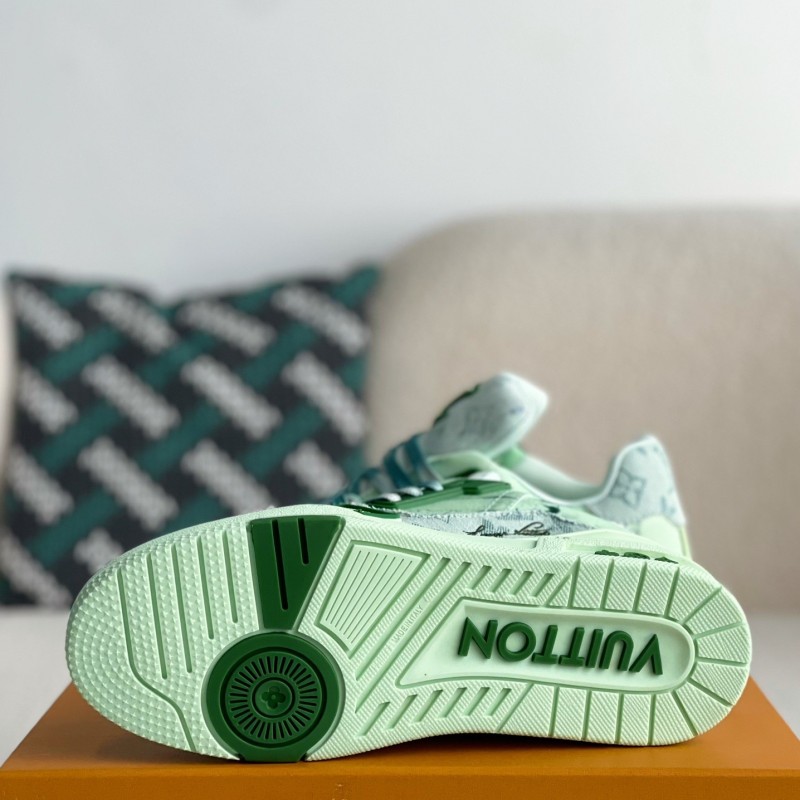 L0*is V*t0n SNEAKERS