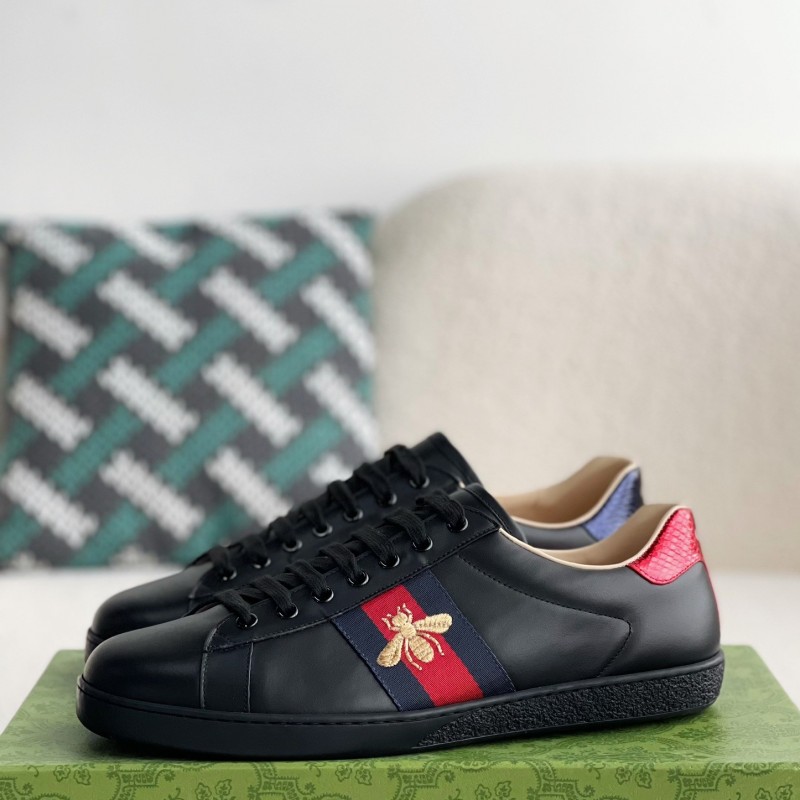 G*u*i Sneakers