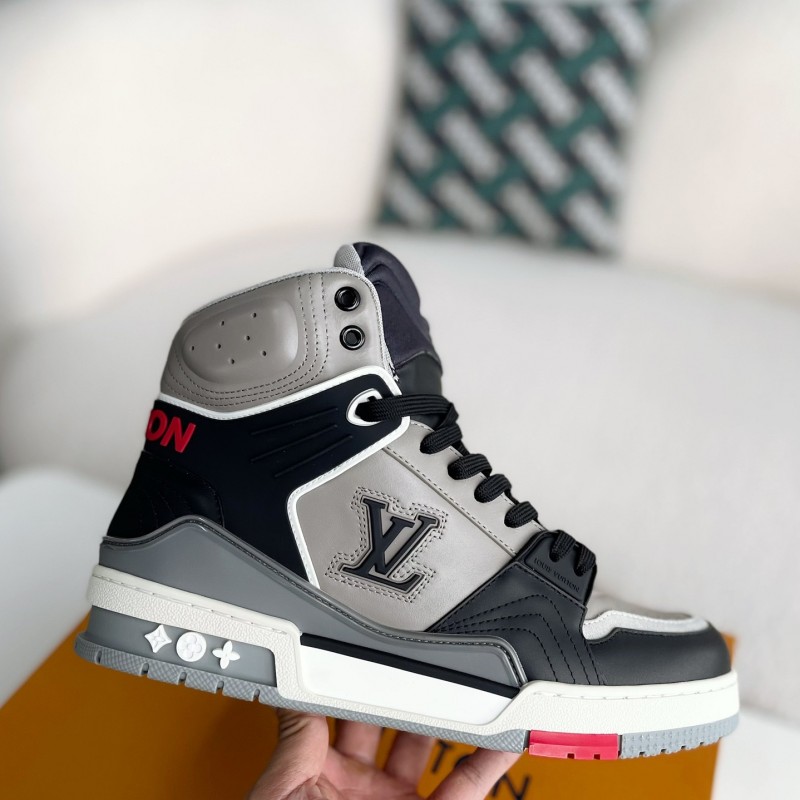 L0*is V*t0n TRAINER SNEAKERS