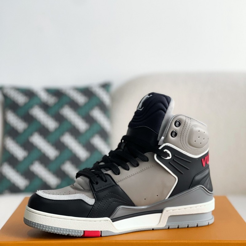 L0*is V*t0n TRAINER SNEAKERS