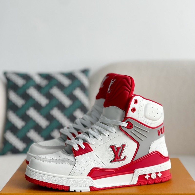 L0*is V*t0n TRAINER SNEAKERS