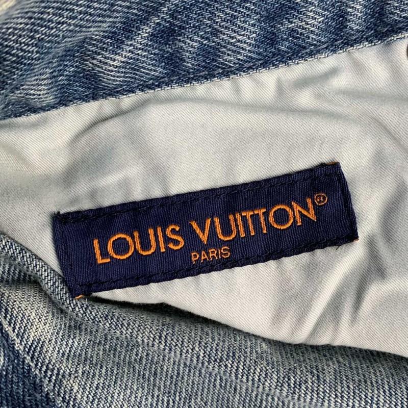 L0*is V*t0n Jean shorts