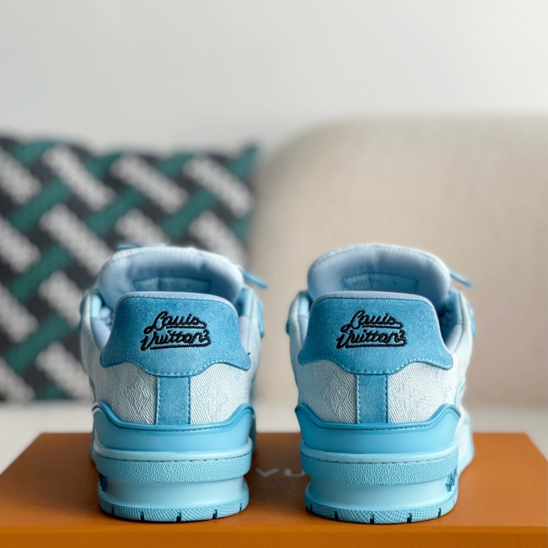 L0*is V*t0n TRAINER SNEAKERS