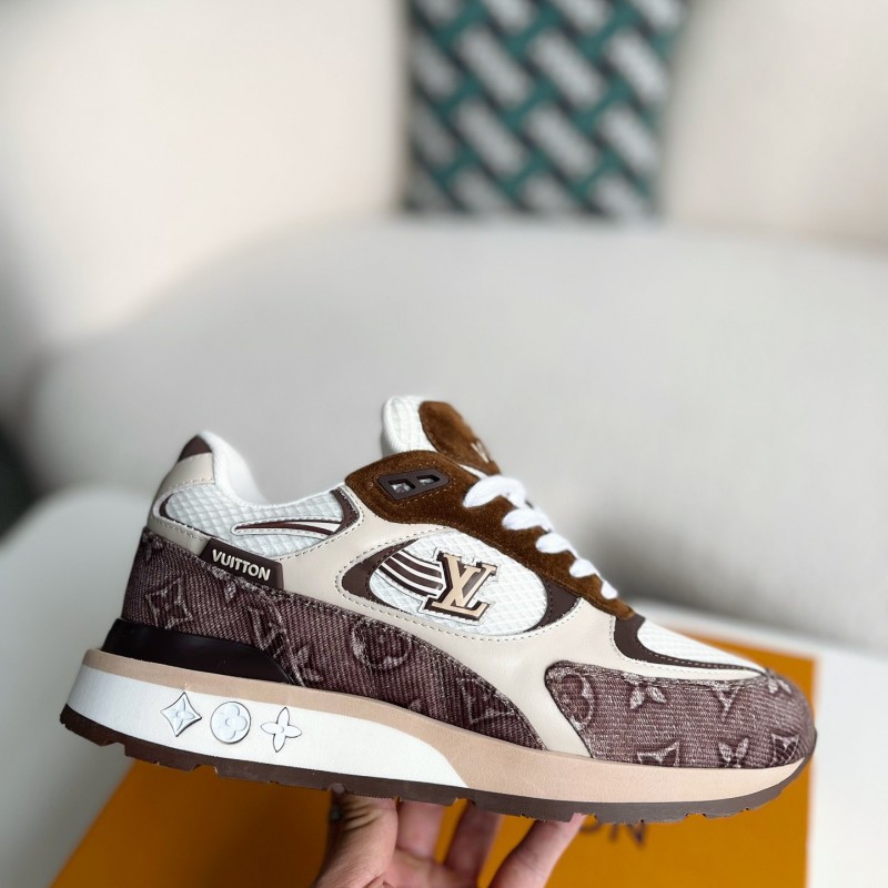 L0*is V*t0n Low-top running shoes