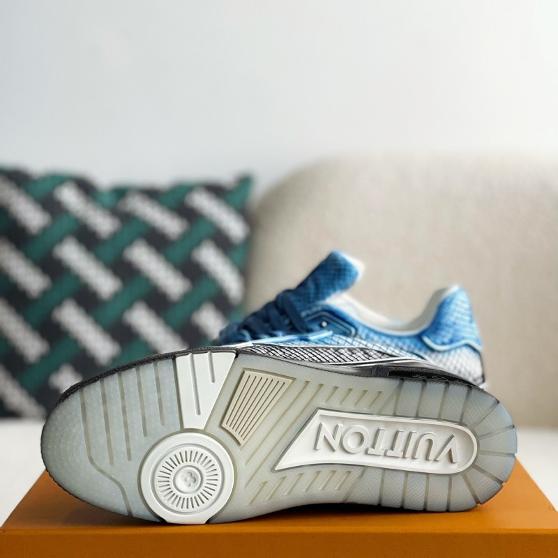 L0*is V*t0n TRAINER SNEAKERS
