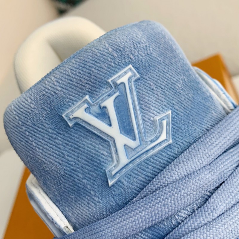 L0*is V*t0n TRAINER SNEAKERS