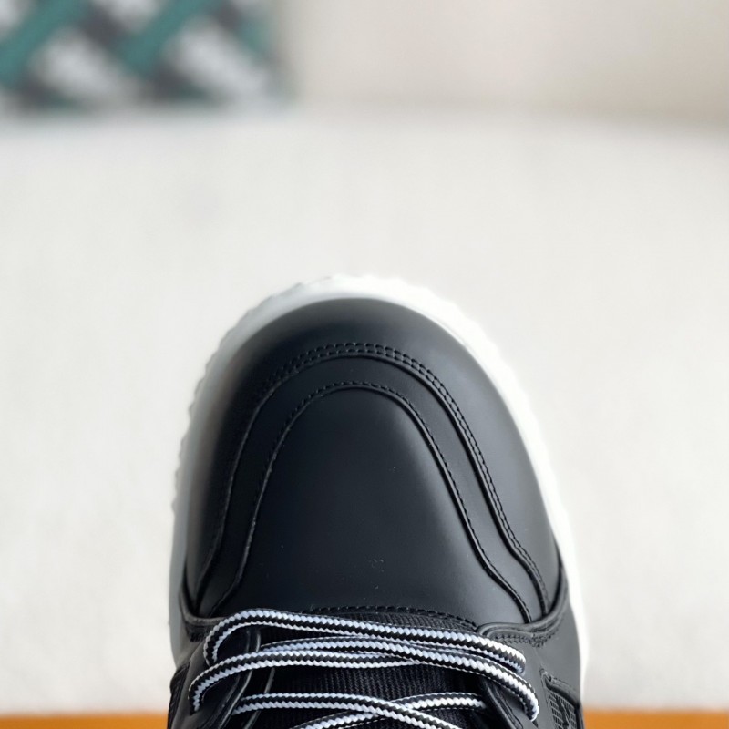 L0*is V*t0n TRAINER Maxi SNEAKERS